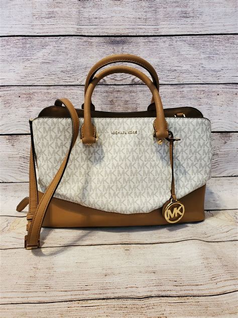 savannah large signature logo satchel.